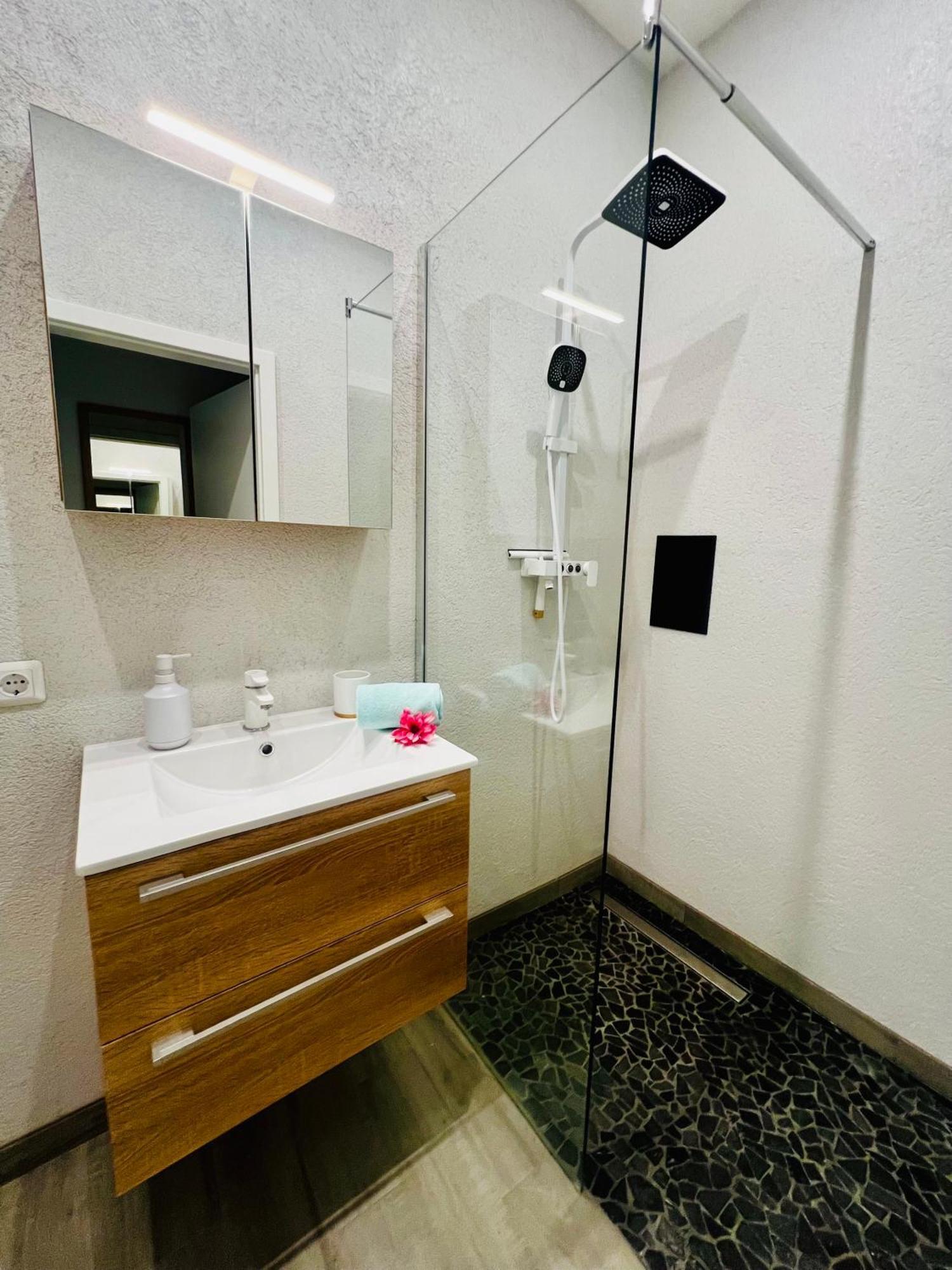 Holi Day Spa 2-Bett Zimmer App 4 Berlin Exterior photo